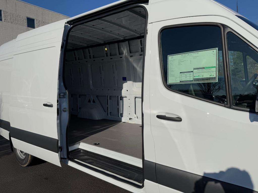new 2025 Mercedes-Benz Sprinter 2500 car, priced at $65,675