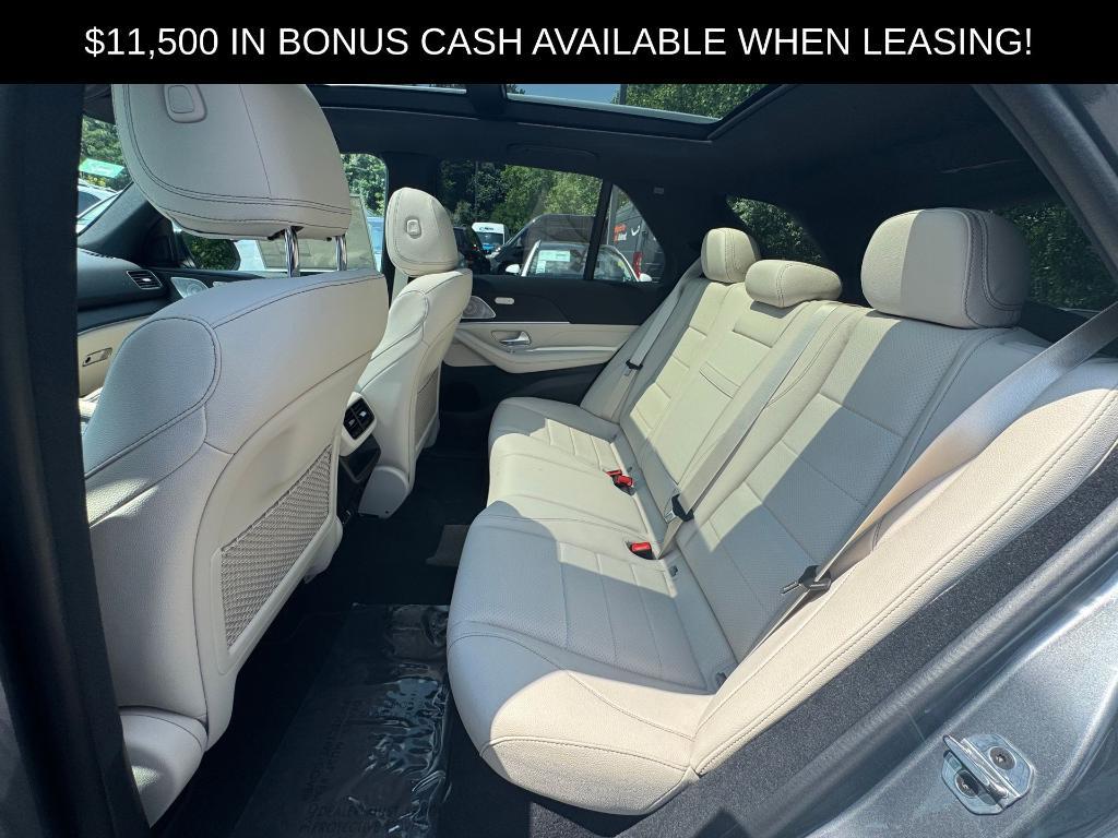 new 2025 Mercedes-Benz GLE 450e car, priced at $82,315