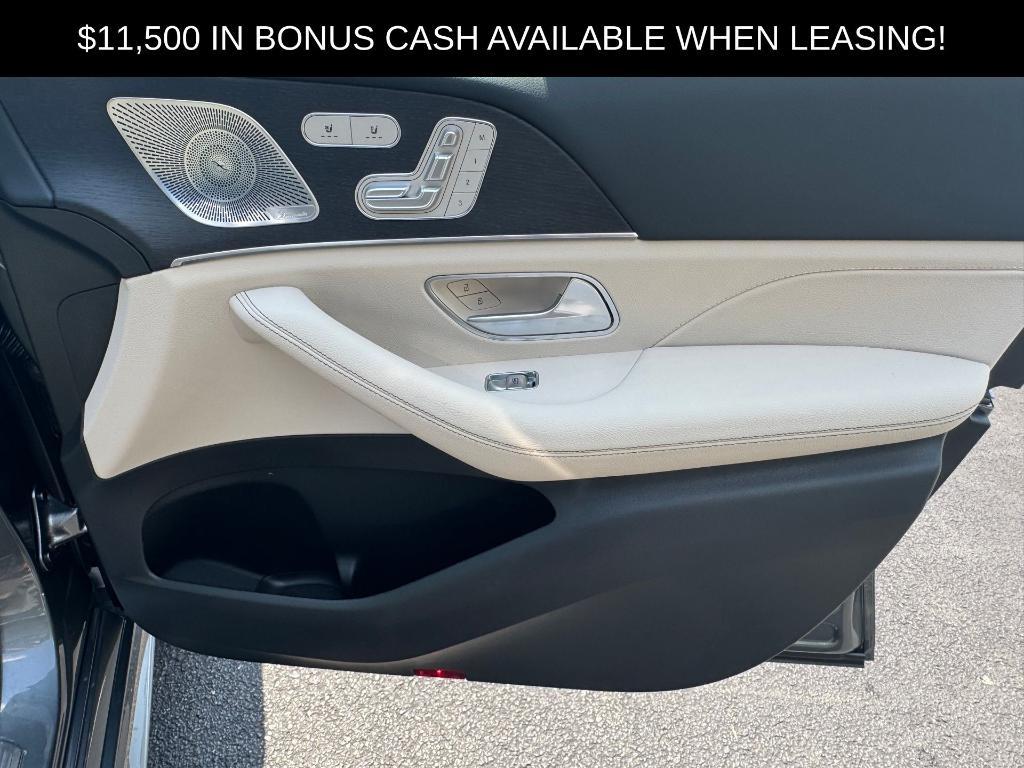 new 2025 Mercedes-Benz GLE 450e car, priced at $82,315
