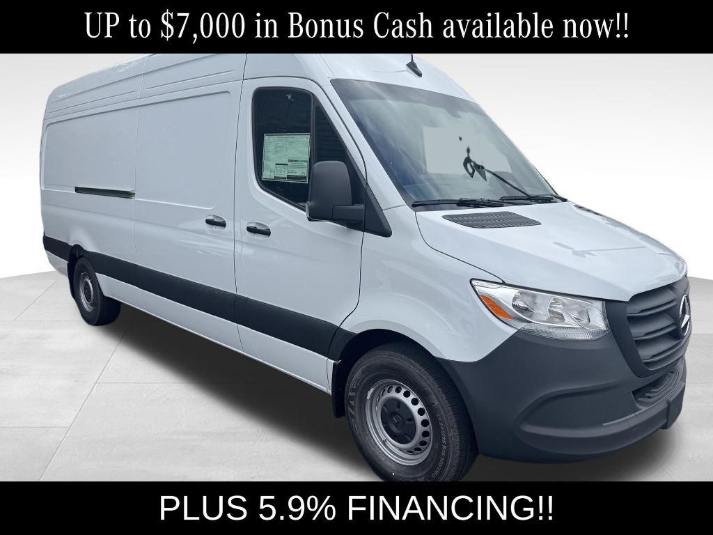 new 2025 Mercedes-Benz Sprinter 2500 car, priced at $61,601