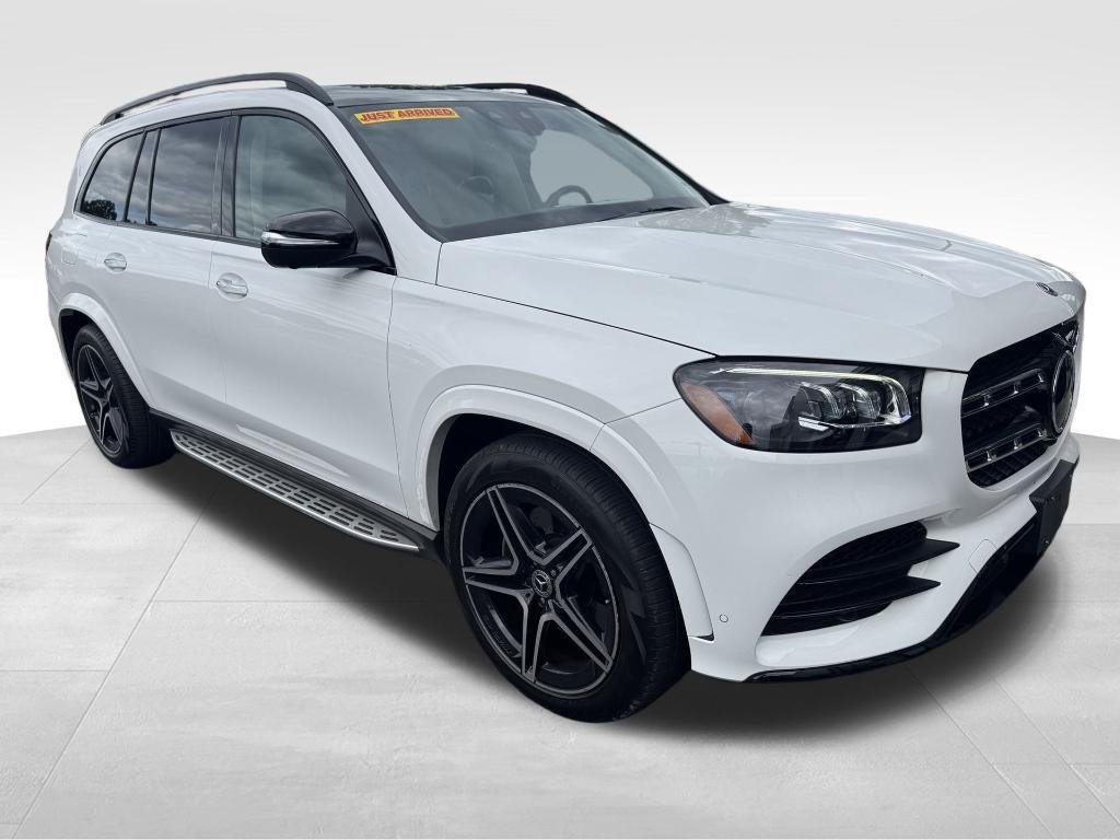 new 2022 Mercedes-Benz GLS 450 car, priced at $54,500