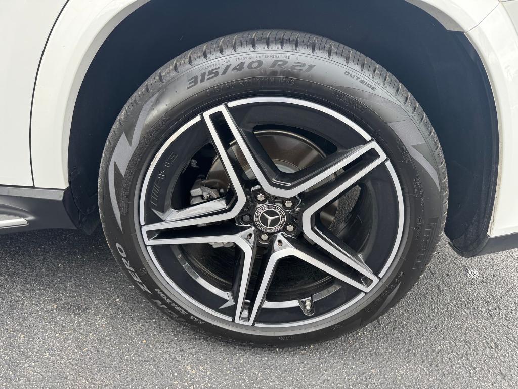 new 2022 Mercedes-Benz GLS 450 car, priced at $54,500
