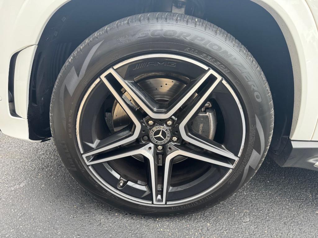 new 2022 Mercedes-Benz GLS 450 car, priced at $54,500