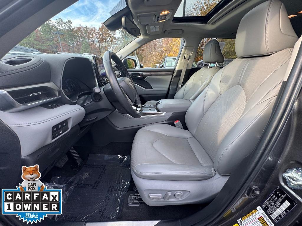 used 2023 Toyota Highlander Hybrid car, priced at $42,460