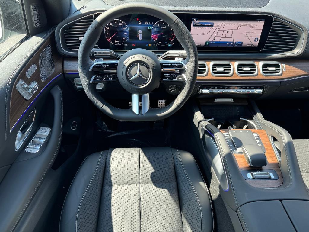 new 2025 Mercedes-Benz GLS 580 car, priced at $122,830