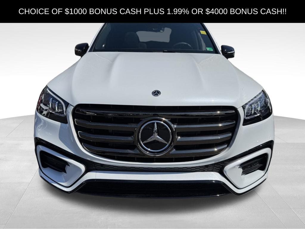 new 2025 Mercedes-Benz GLS 580 car, priced at $121,680