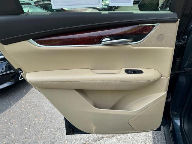 used 2019 Cadillac XT5 car, priced at $22,000