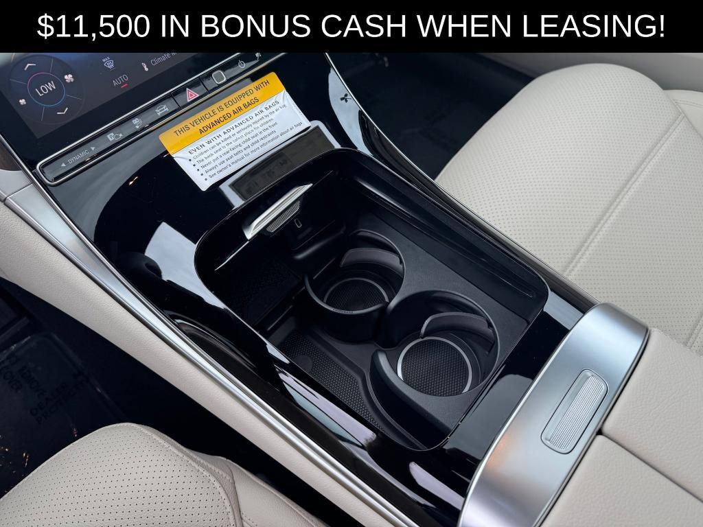 new 2025 Mercedes-Benz GLC 350e car, priced at $65,585
