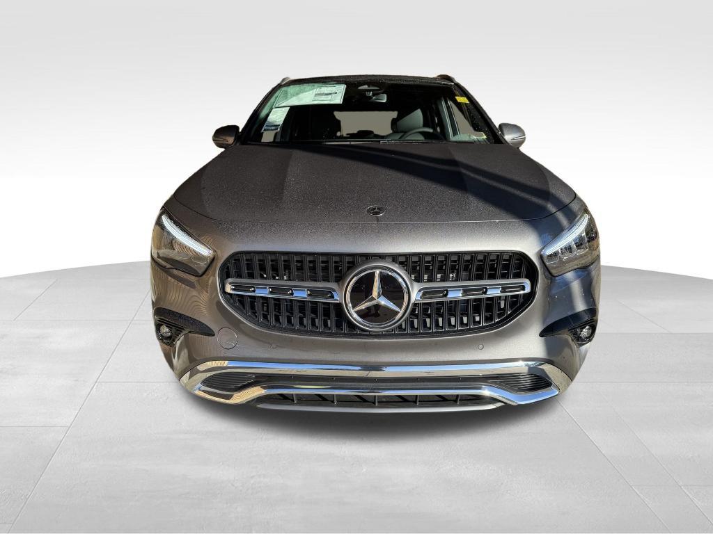 new 2025 Mercedes-Benz GLA 250 car, priced at $51,495