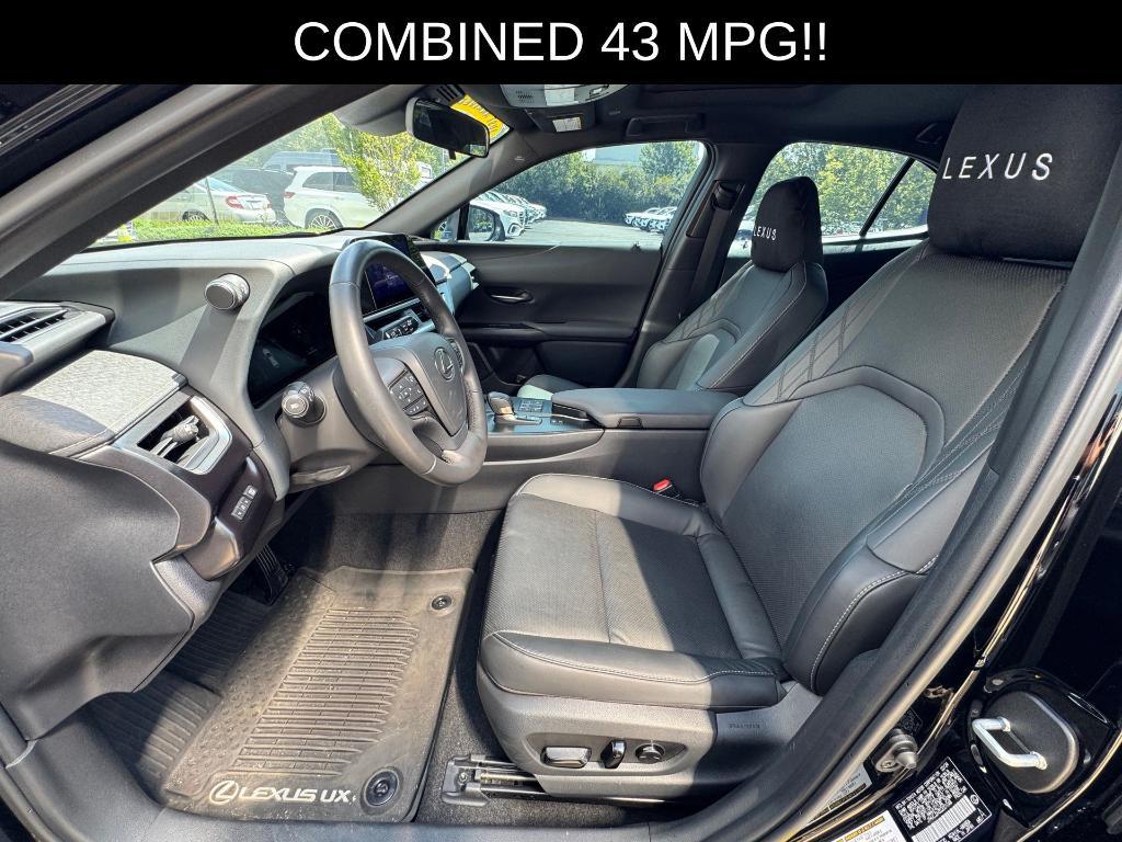 used 2025 Lexus UX 300h car, priced at $40,000