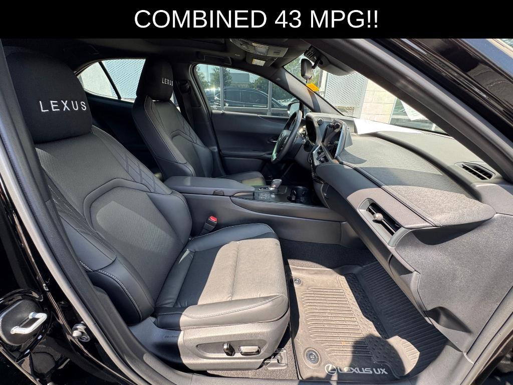 used 2025 Lexus UX 300h car, priced at $40,000