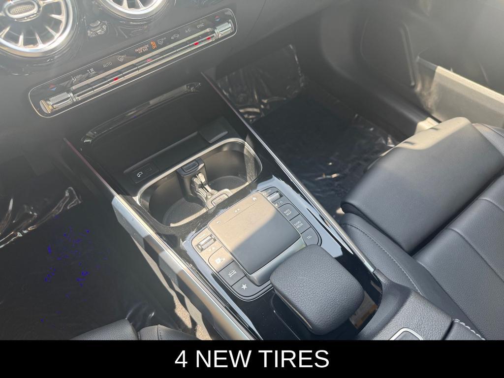 used 2023 Mercedes-Benz GLB 250 car, priced at $34,000