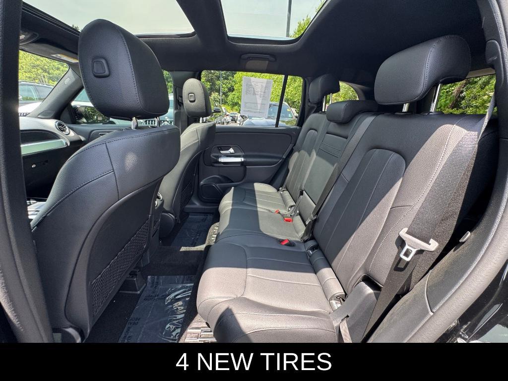 used 2023 Mercedes-Benz GLB 250 car, priced at $34,000