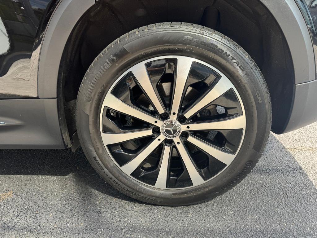 used 2023 Mercedes-Benz GLB 250 car, priced at $36,500