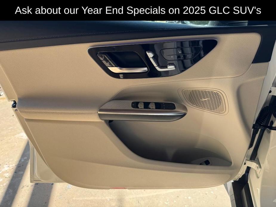 new 2025 Mercedes-Benz GLC 300 car, priced at $54,885