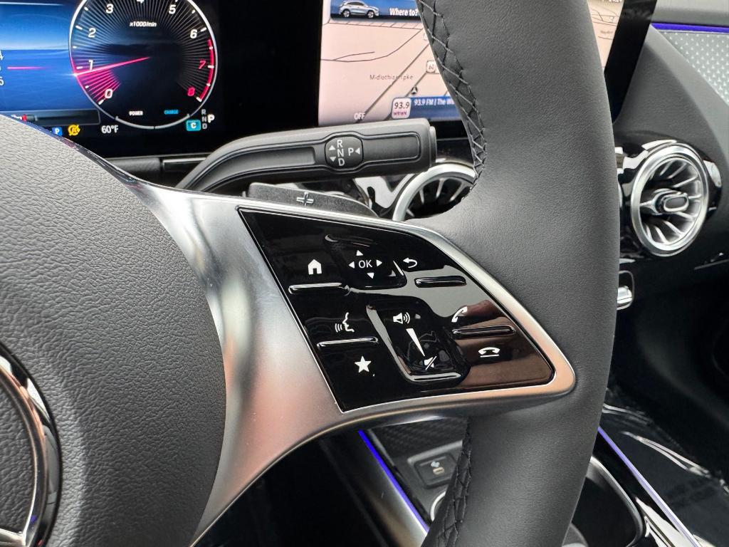 new 2025 Mercedes-Benz GLA 250 car, priced at $50,895