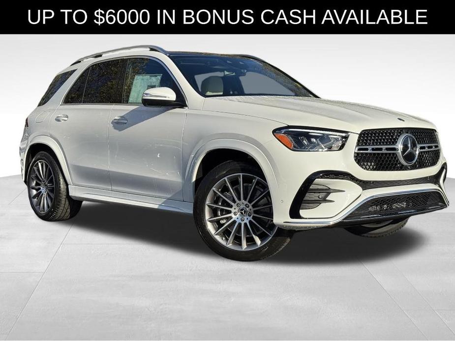 new 2025 Mercedes-Benz GLE 450 car, priced at $84,350