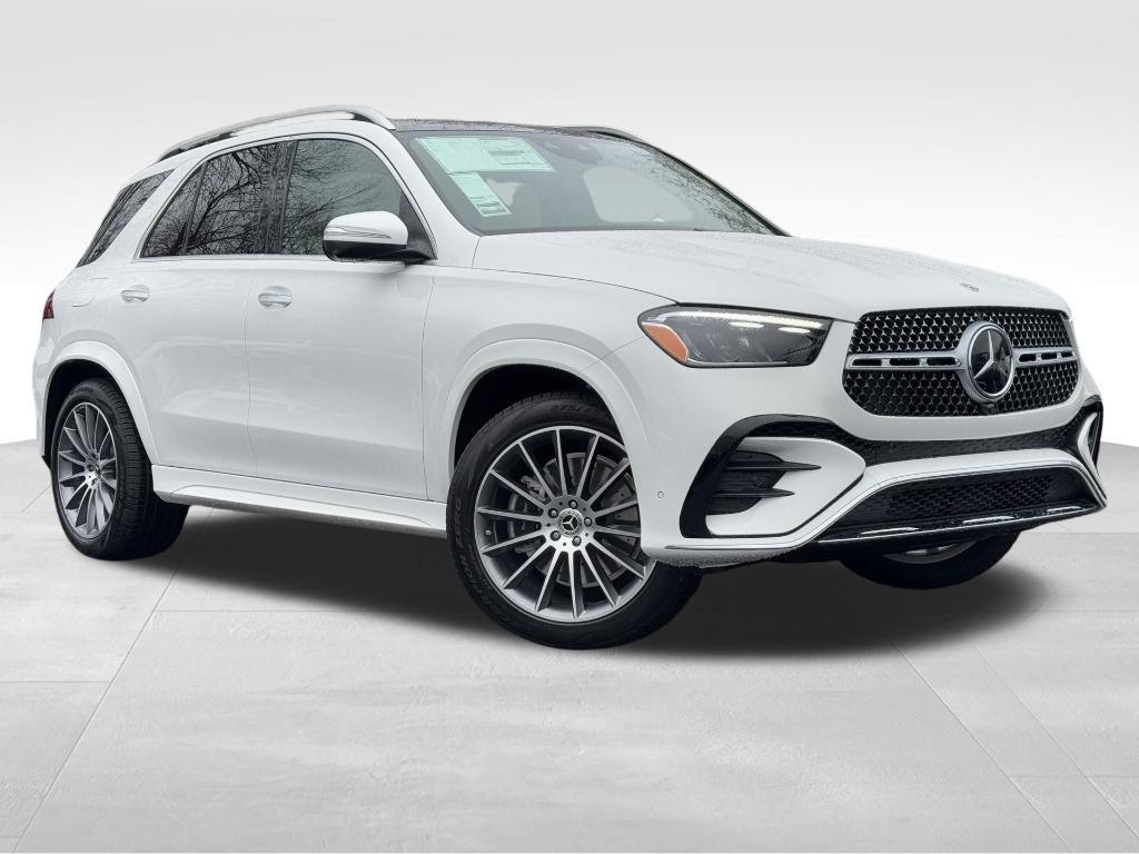 new 2025 Mercedes-Benz GLE 450 car, priced at $82,600