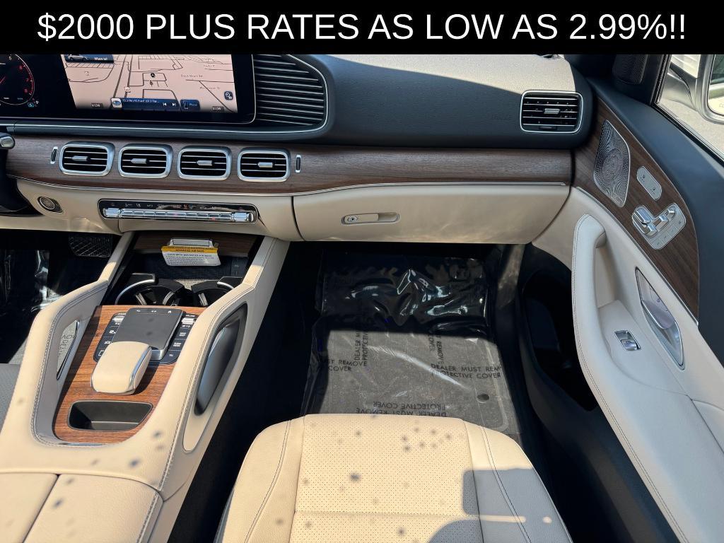 new 2025 Mercedes-Benz GLE 450 car, priced at $82,965