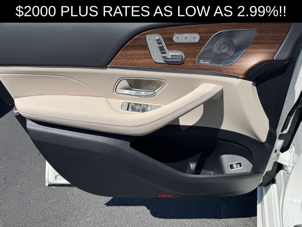 new 2025 Mercedes-Benz GLE 450 car, priced at $82,965