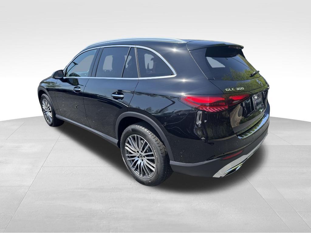new 2025 Mercedes-Benz GLC 300 car, priced at $57,820
