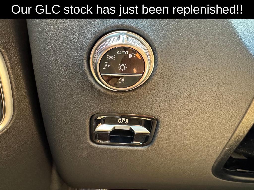 new 2025 Mercedes-Benz GLC 300 car, priced at $57,820