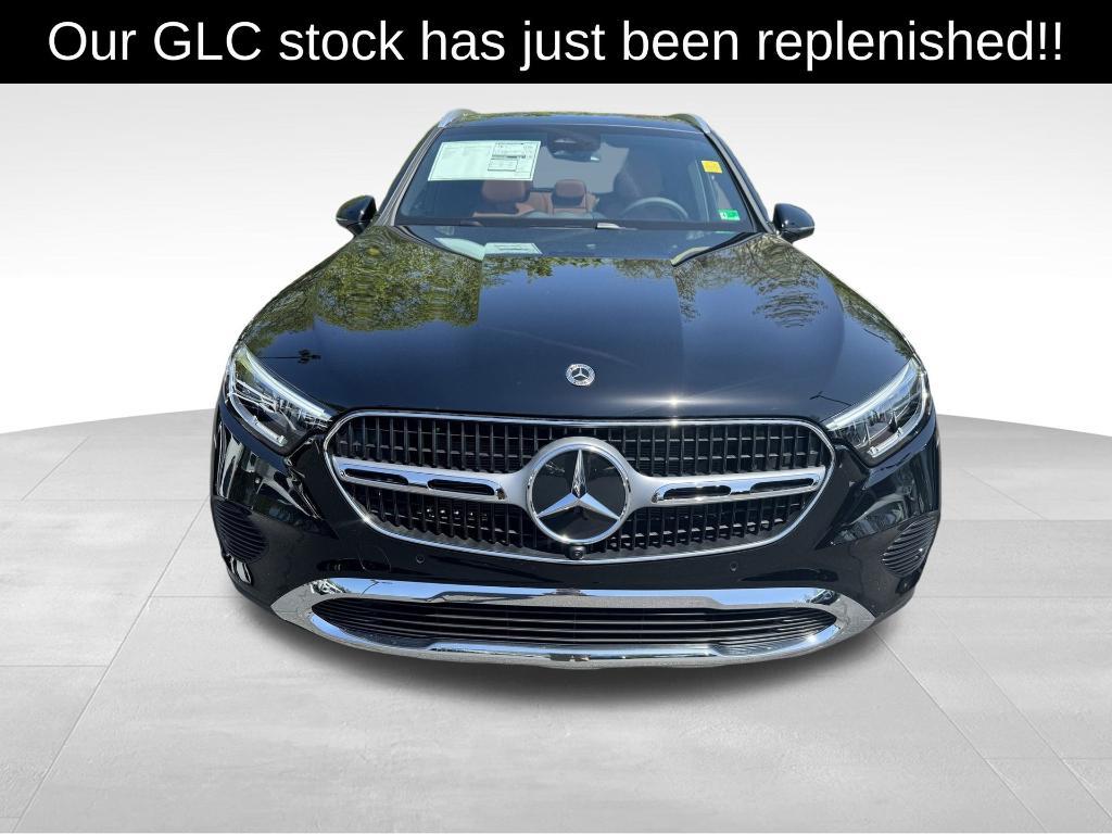 new 2025 Mercedes-Benz GLC 300 car, priced at $57,820