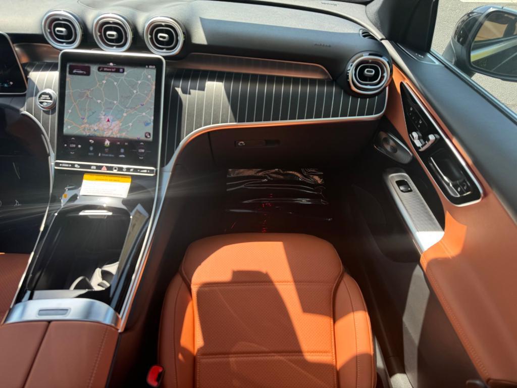 new 2025 Mercedes-Benz GLC 300 car, priced at $57,820