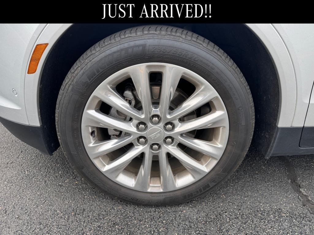 used 2019 Cadillac XT5 car, priced at $25,000