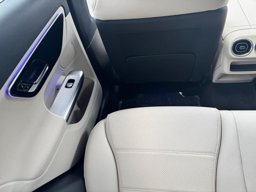 new 2025 Mercedes-Benz GLC 300 car, priced at $63,135
