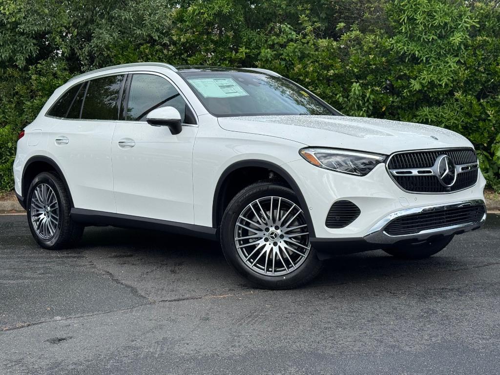 new 2025 Mercedes-Benz GLC 300 car, priced at $58,420