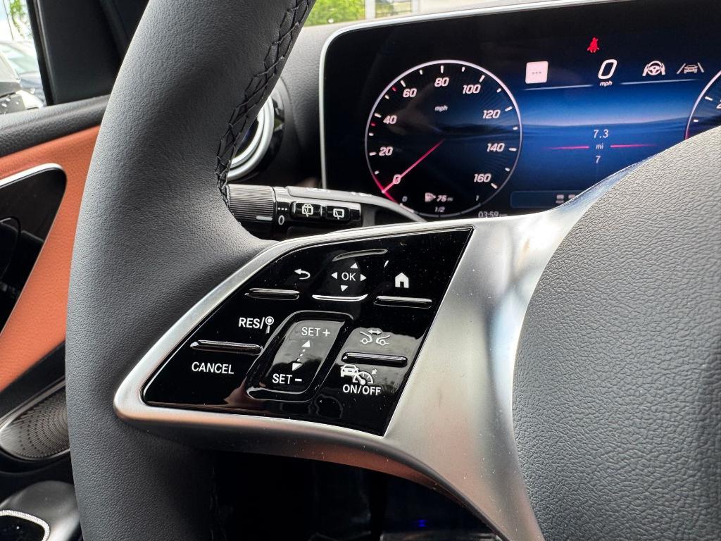 new 2025 Mercedes-Benz GLC 300 car, priced at $58,420