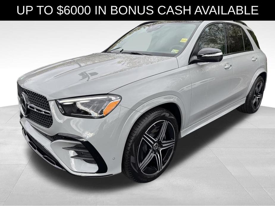 new 2025 Mercedes-Benz GLE 450 car, priced at $84,750