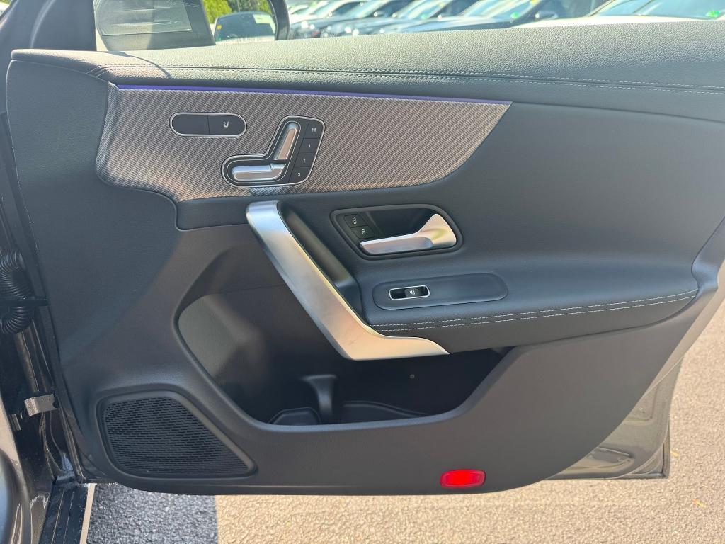 new 2025 Mercedes-Benz CLA 250 car, priced at $49,615