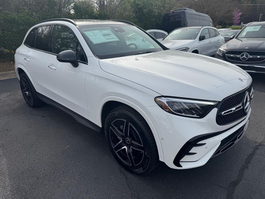 new 2025 Mercedes-Benz GLC 300 car, priced at $60,645