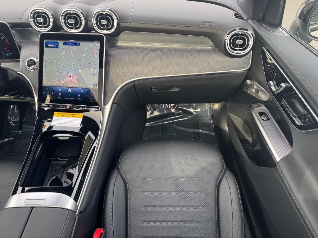 new 2025 Mercedes-Benz GLC 300 car, priced at $60,645