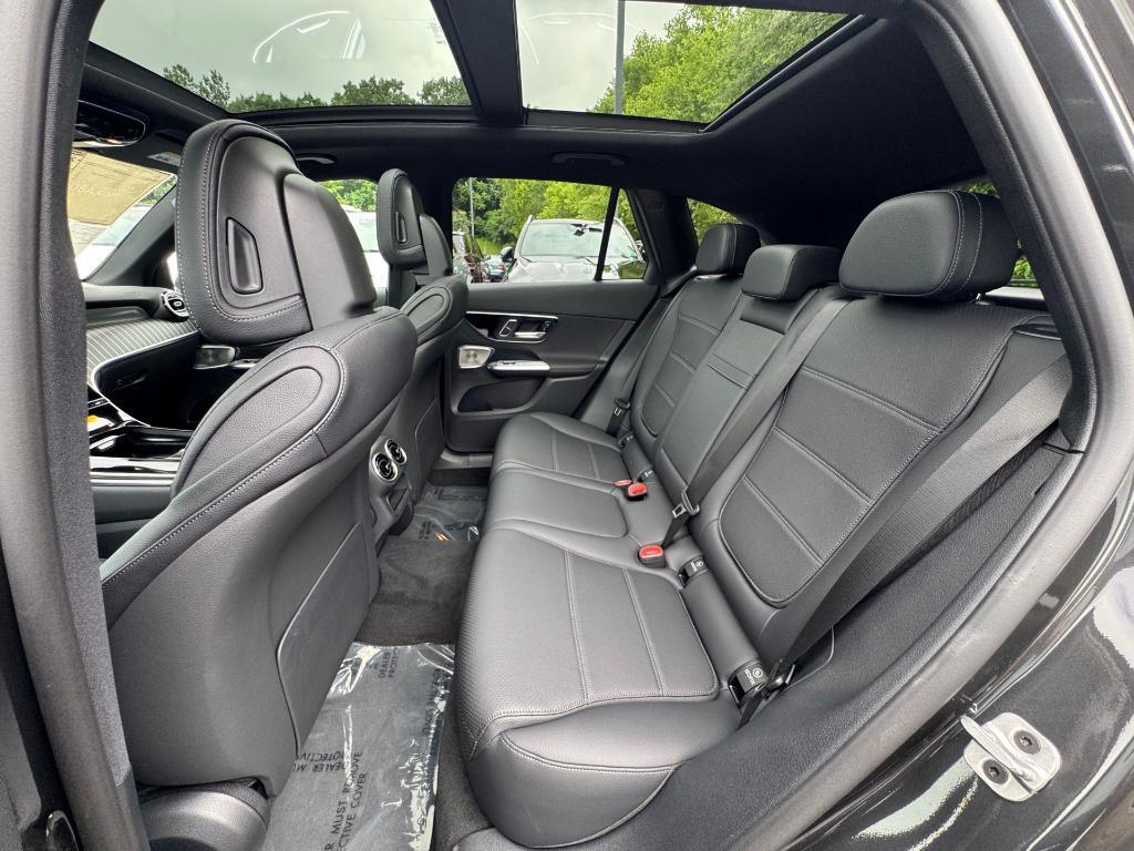 new 2025 Mercedes-Benz GLC 300 car, priced at $58,350