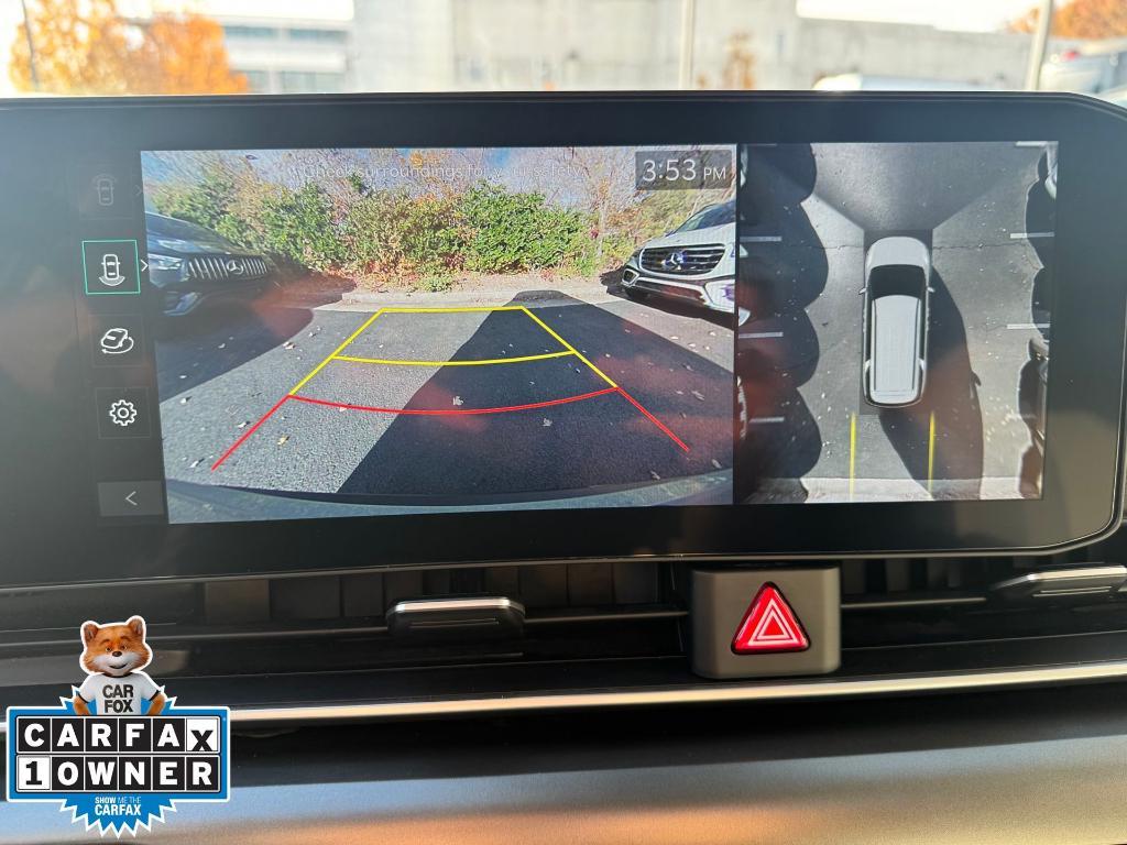 used 2025 Kia Carnival Hybrid car, priced at $45,634