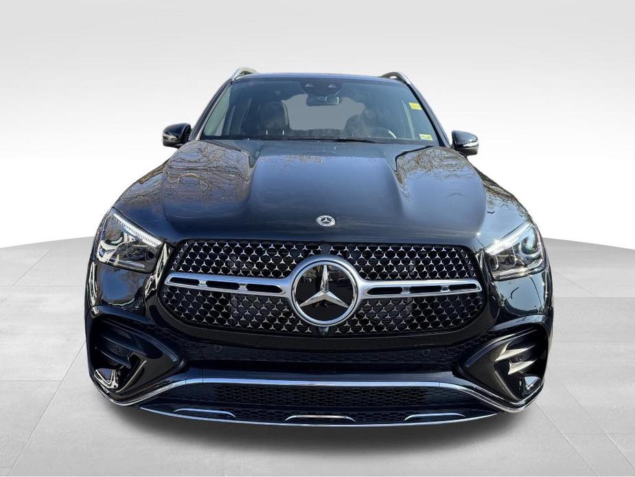 new 2025 Mercedes-Benz GLE 450 car, priced at $81,795