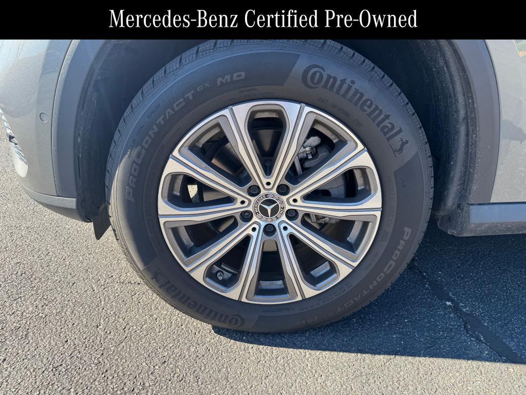 used 2023 Mercedes-Benz GLC 300 car, priced at $41,500