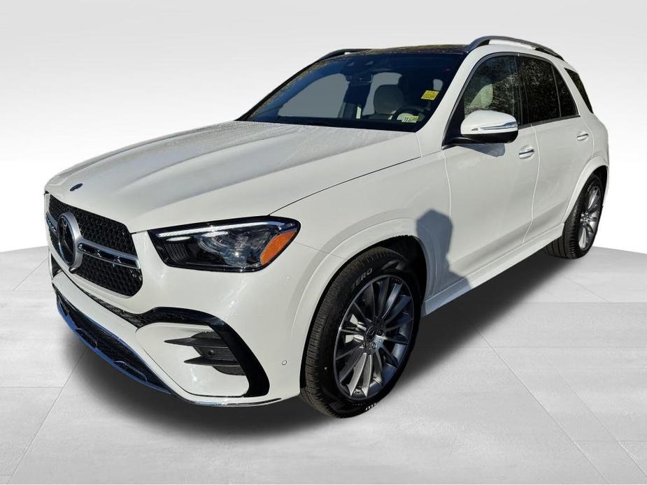 new 2025 Mercedes-Benz GLE 450 car, priced at $82,795