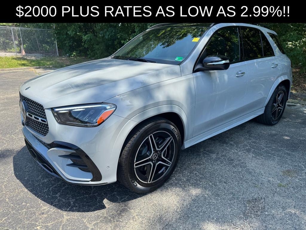 new 2025 Mercedes-Benz GLE 450 car, priced at $84,530