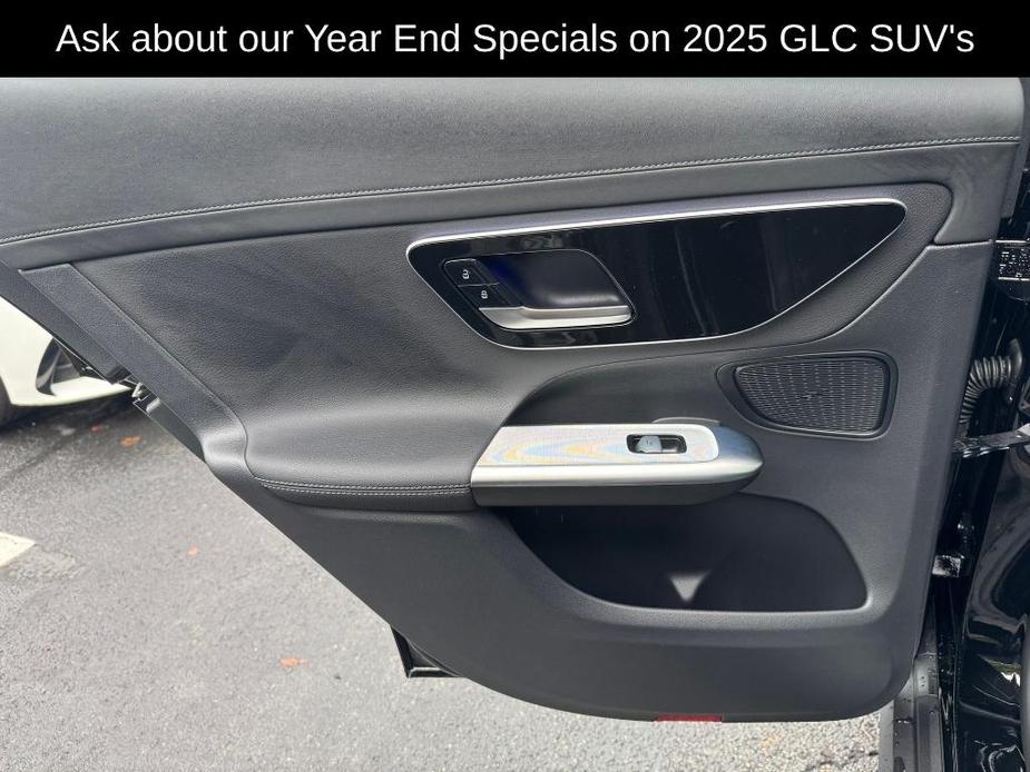 new 2025 Mercedes-Benz GLC 300 car, priced at $54,665