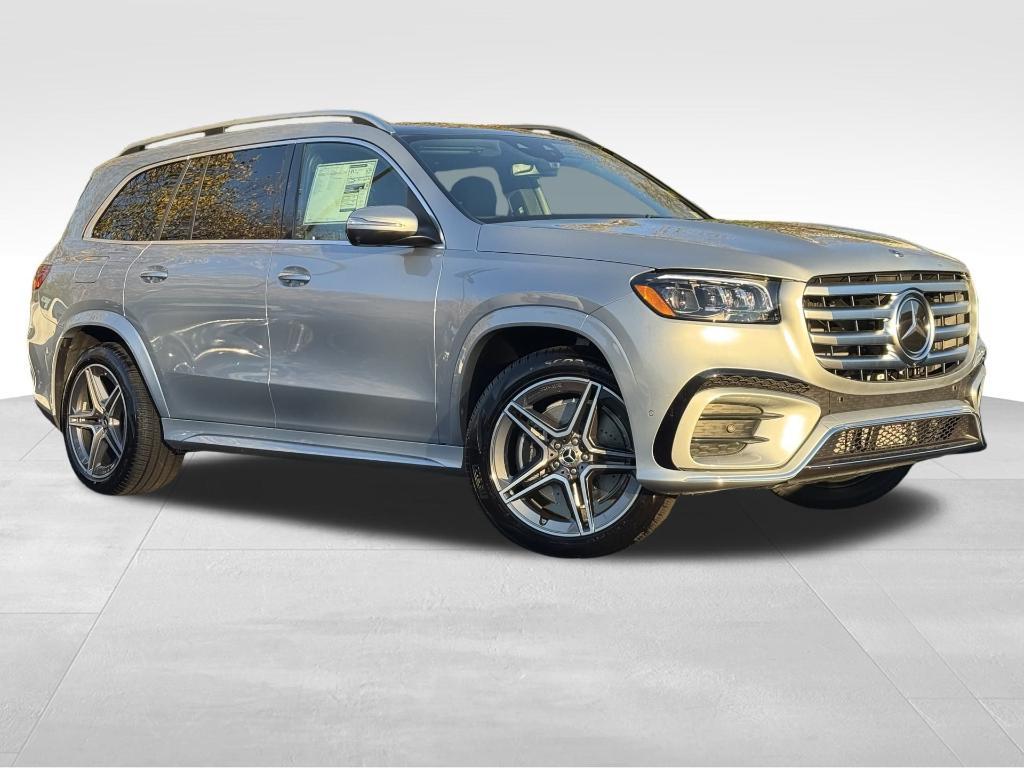 new 2025 Mercedes-Benz GLS 450 car, priced at $95,365