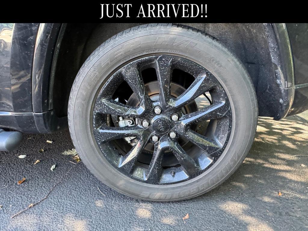 used 2021 Jeep Grand Cherokee car, priced at $26,000