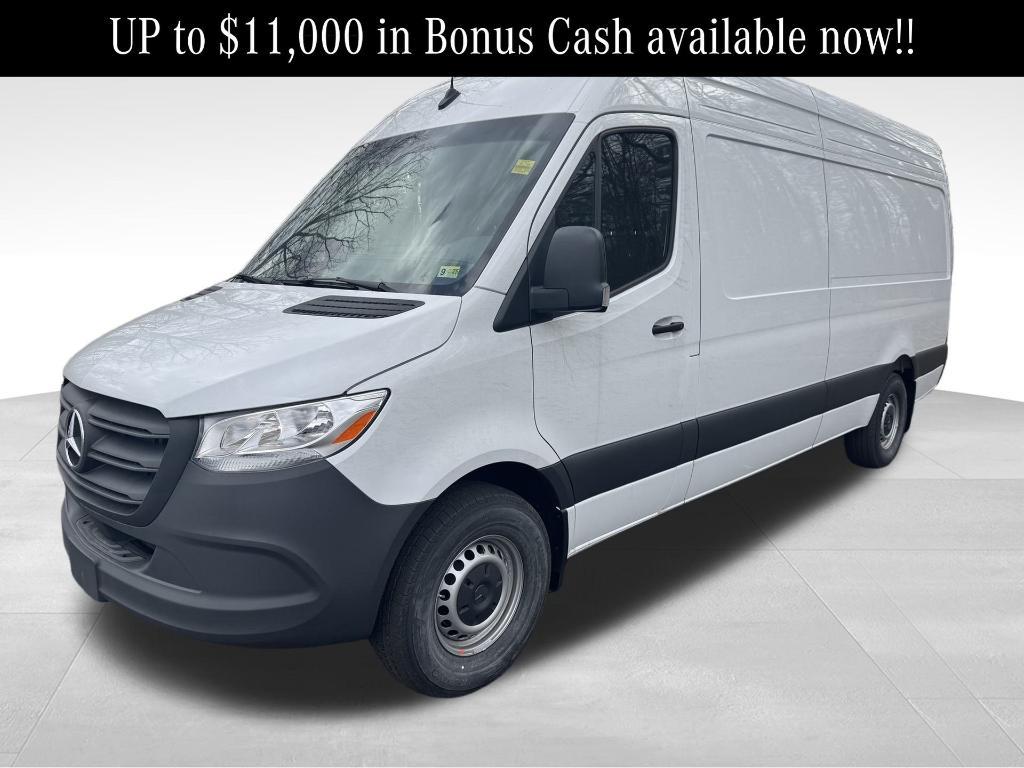 new 2025 Mercedes-Benz Sprinter 2500 car, priced at $67,813
