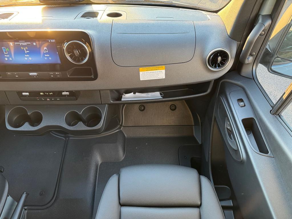 new 2025 Mercedes-Benz Sprinter 2500 car, priced at $71,129