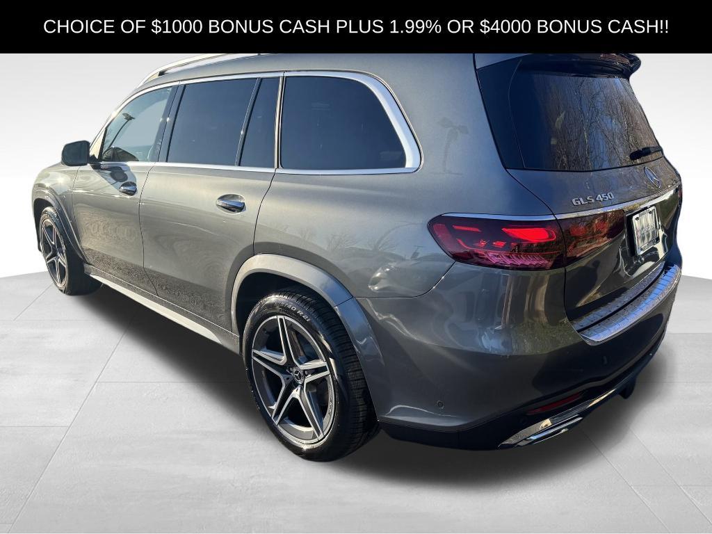 new 2025 Mercedes-Benz GLS 450 car, priced at $96,275