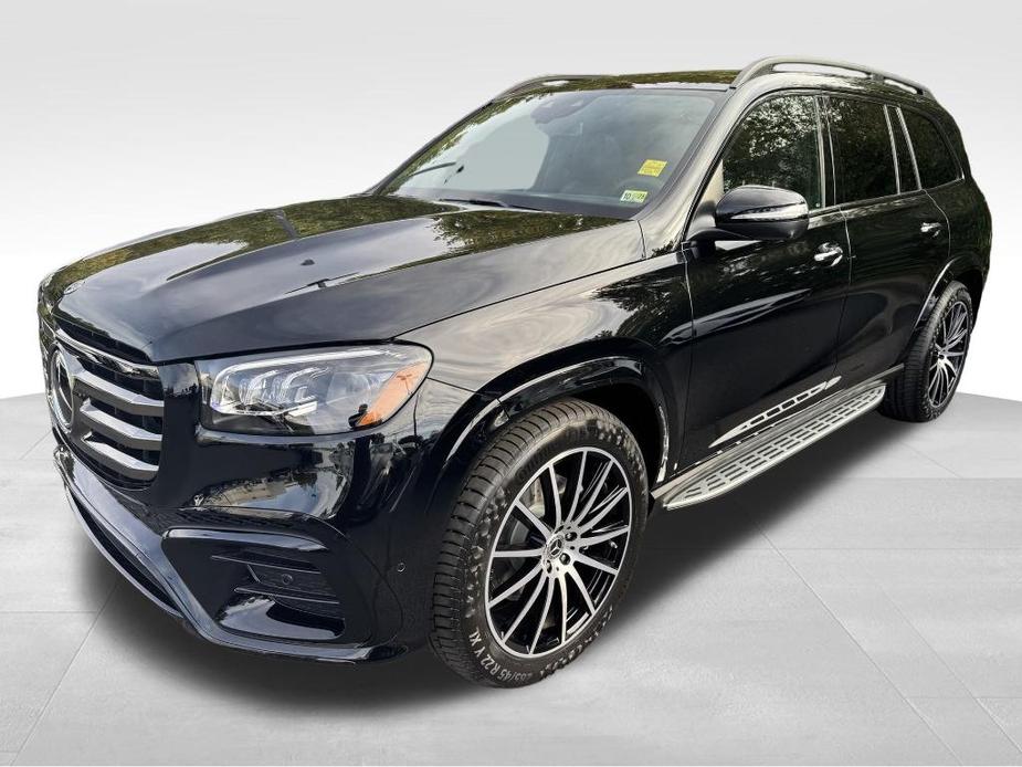 new 2025 Mercedes-Benz GLS 450 car, priced at $99,195