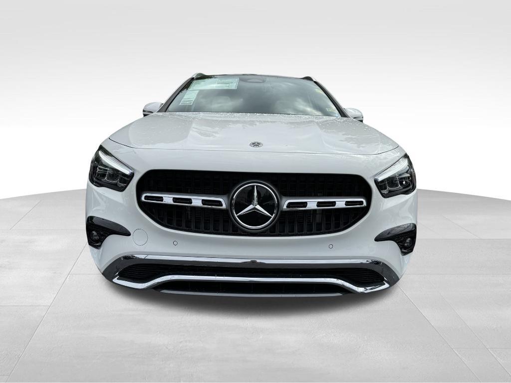 new 2025 Mercedes-Benz GLA 250 car, priced at $50,125